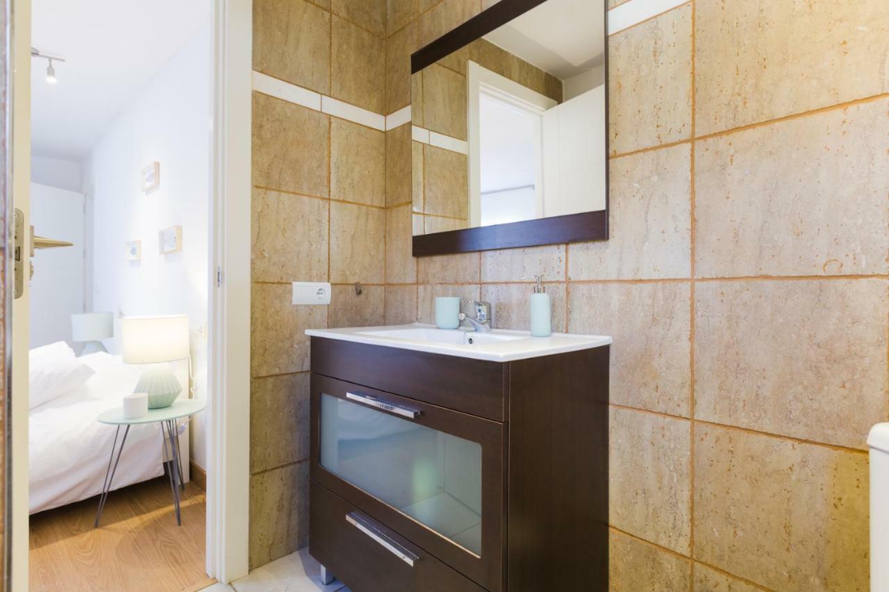 Hola Malaga Centro Apartment Екстериор снимка