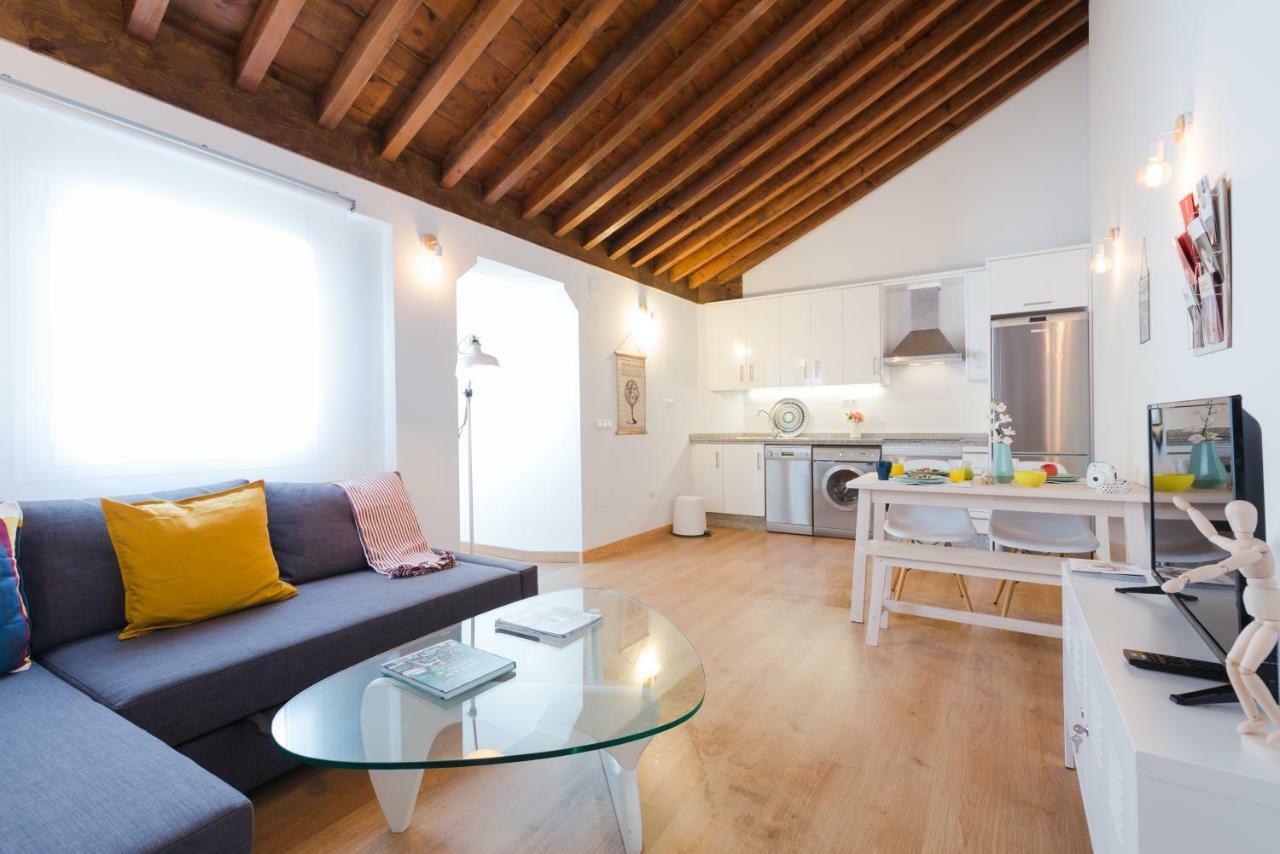 Hola Malaga Centro Apartment Екстериор снимка