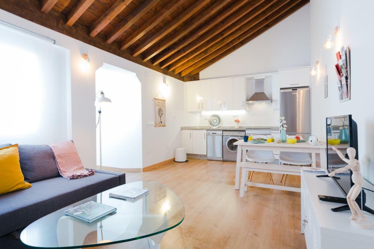 Hola Malaga Centro Apartment Екстериор снимка